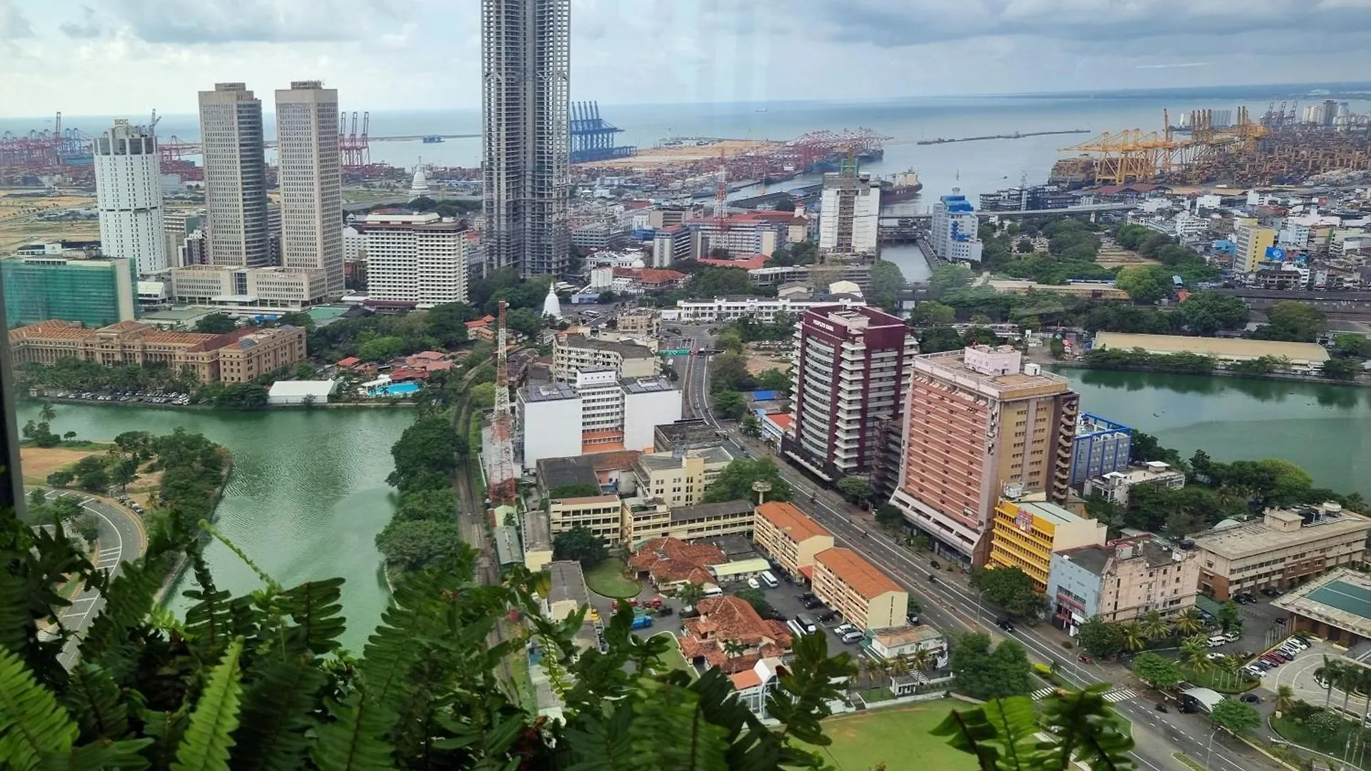 Cinnamon Life - Residencies, Colombo 0*,  Sri Lanka